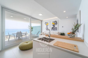 Best location. Sea view. Beach.Exclusive details.